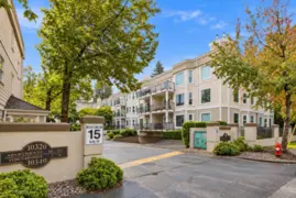 109 10320 156 Street, Surrey, BC