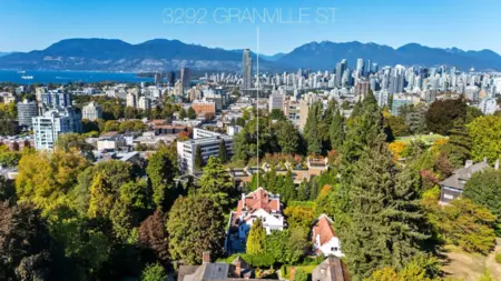 3292 Granville Street, Vancouver, BC, Vancouver — Townhouse for sale