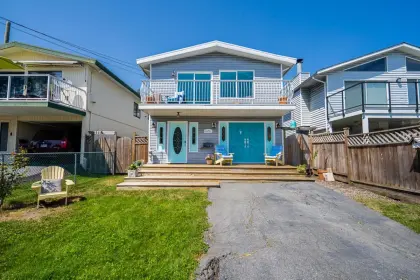 14711 Gordon Avenue, White Rock, BC, White rock — Single Family Residence for sale