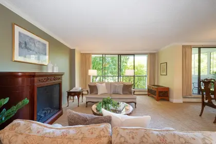 301 5555 Yew Street, Vancouver, BC, Vancouver — Apartment/Condo for sale