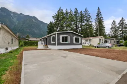 38 65367 Kawkawa Lake Road, Hope, BC, Hope — Manufactured Home for sale