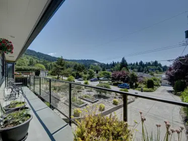 6398 Marmot Road, Sechelt, BC, Sechelt — Single Family Residence for sale