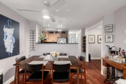 304 2741 E Hastings Street, Vancouver, BC, Vancouver — Apartment/Condo for sale