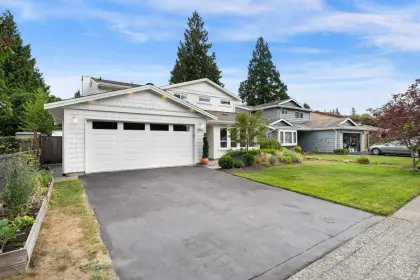 1096 Lombardy Drive, Port Coquitlam, BC, Port coquitlam — Single Family Residence for sale