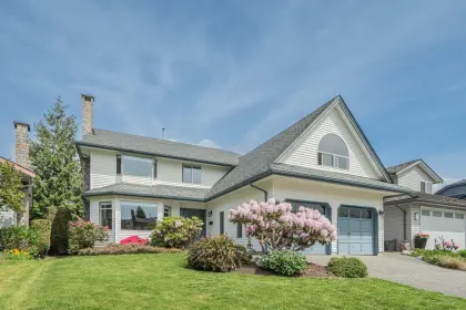 666 26th Crescent, North Vancouver, BC, North vancouver — Single Family Residence for sale