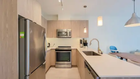 406 1150 Bailey Street, Squamish, BC, Squamish — Apartment/Condo for sale