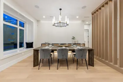 6050 Buchanan Street, Burnaby, BC, Burnaby — Single Family Residence for sale