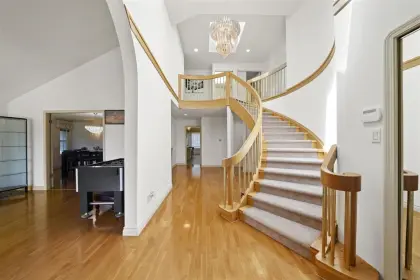 5251 Mccoll Crescent, Richmond, BC, Richmond — Single Family Residence for sale