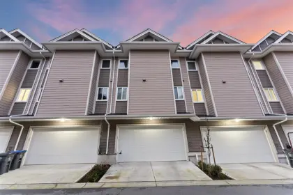 3 5780 174 Street, Surrey, BC, Surrey — Townhouse for sale