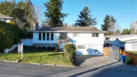 32679 Avalon Crescent, Abbotsford, BC, Abbotsford — Single Family Residence for sale