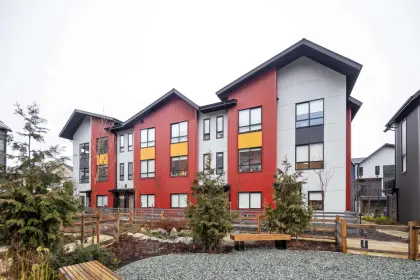 38060 Helm Way, Squamish, BC, Squamish — Townhouse for sale