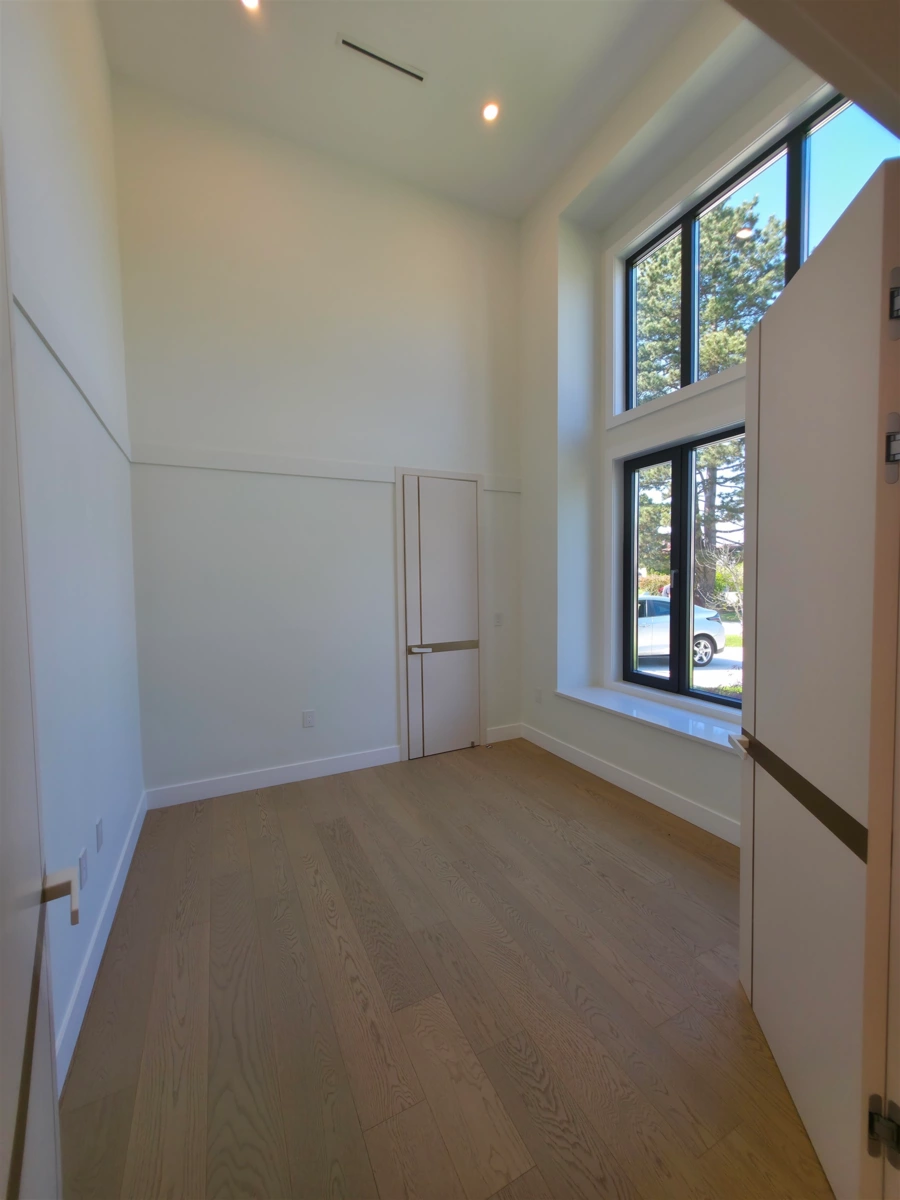 Kitchen Island Photo of 3100 Saturna Place, Richmond, BC