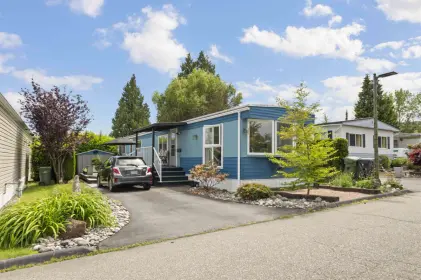 69 1840 160 Street, Surrey, BC, Surrey — Manufactured Home for sale