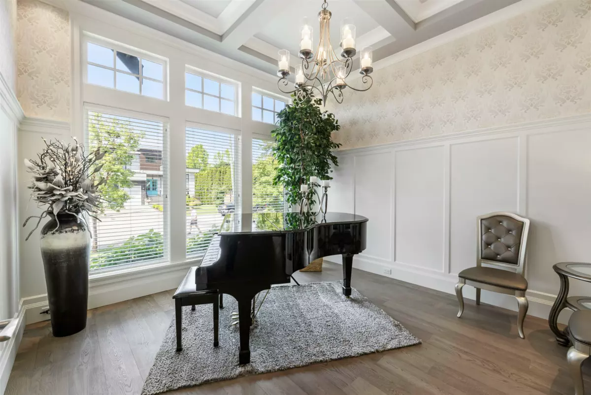 Hallway Photo of 21950 44 Avenue, Langley, BC