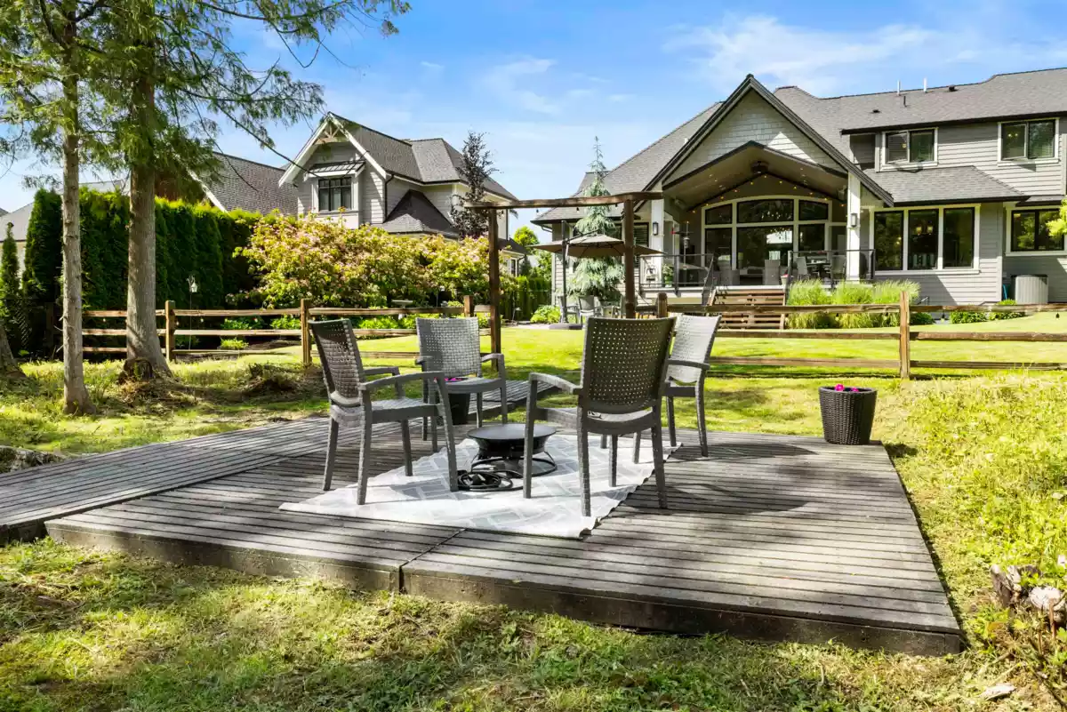 Playground / Recreational Area Near 21950 44 Avenue, Langley, BC