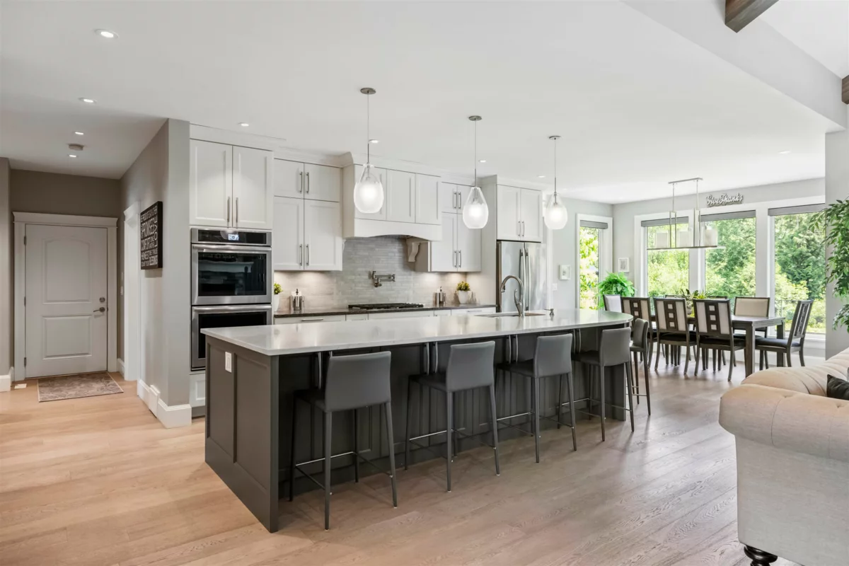 Walk-In Closet Photo of 21950 44 Avenue, Langley, BC