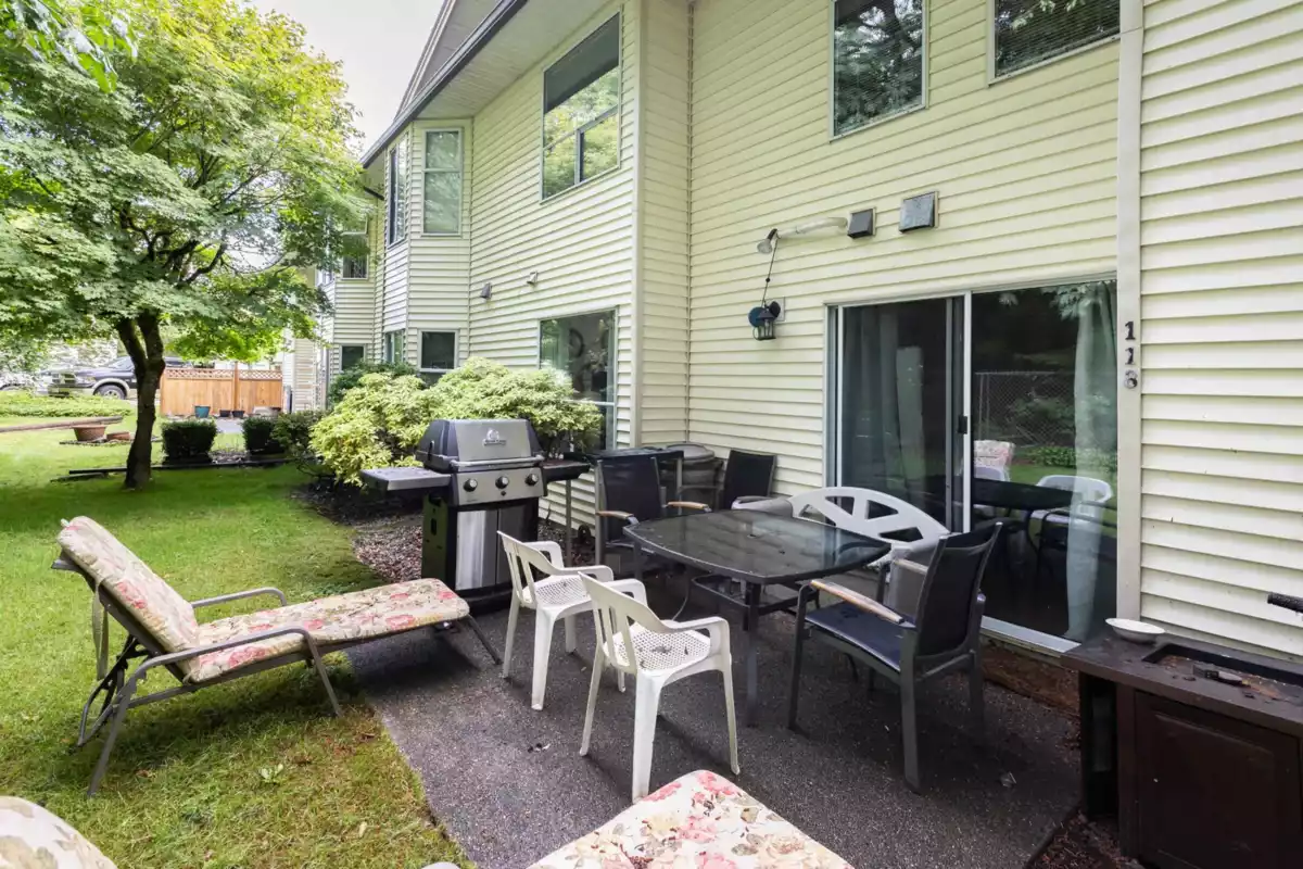 Garden / Landscaping Photo of 118 6841 138 Street, Surrey, BC