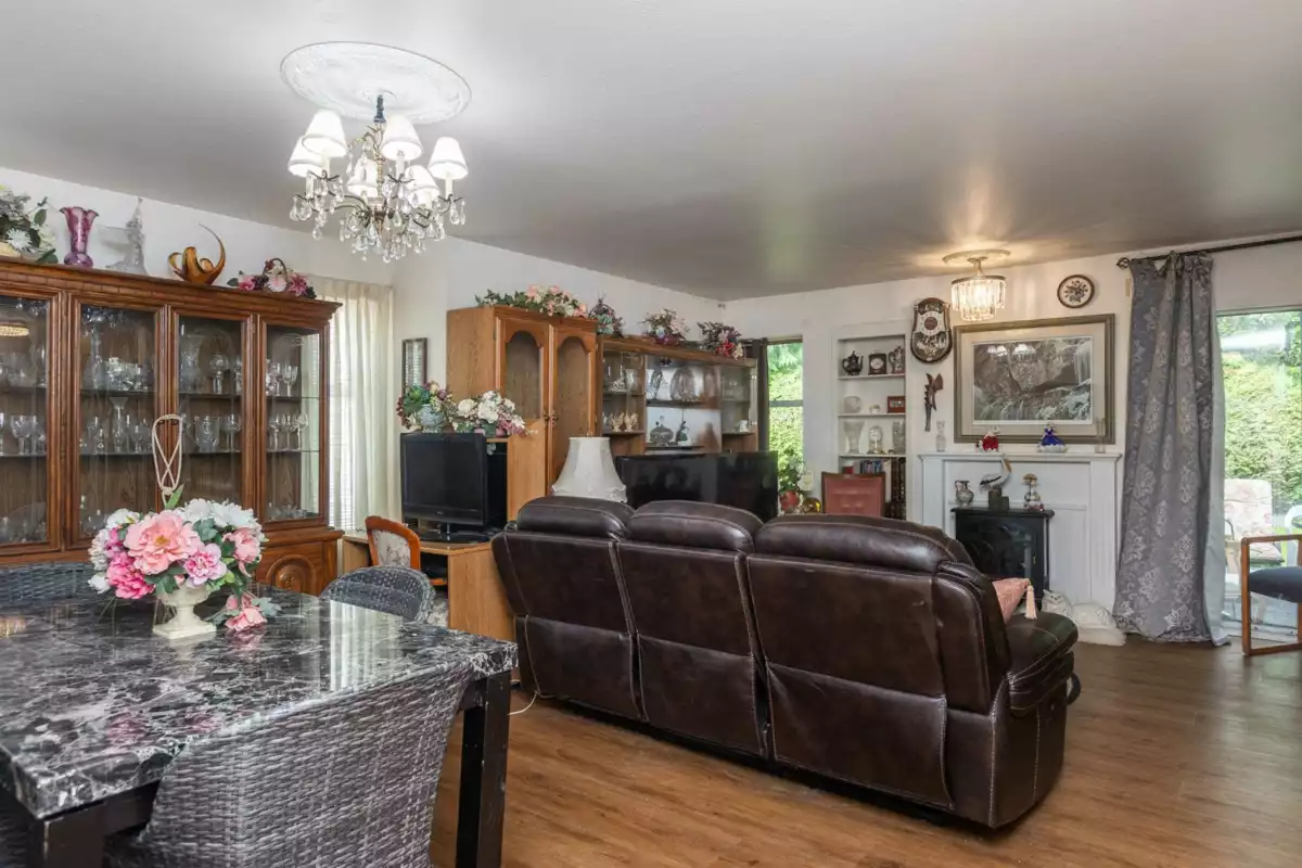 Kitchen Island Photo of 118 6841 138 Street, Surrey, BC