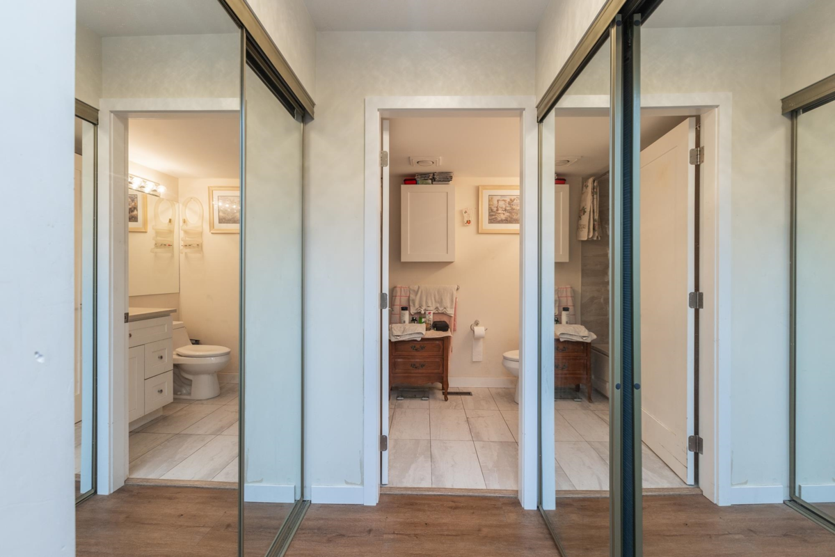 Laundry Room Photo of 118 6841 138 Street, Surrey, BC