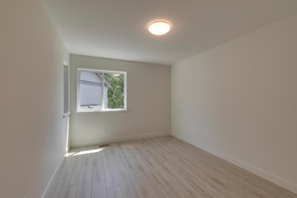 Basement Recreation Room Photo of 31504 Mccreath Place, Mission, BC