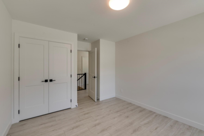 Hallway Photo of 31504 Mccreath Place, Mission, BC