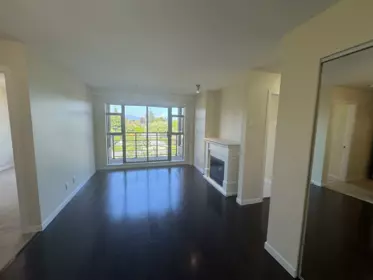 604 306 Sixth Street, New Westminster, BC, New Westminster — Apartment/Condo for sale