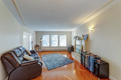 5036 Gladstone Street, Vancouver, BC, Vancouver — Single Family Residence for sale