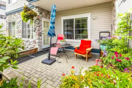 Pantry Photo of 109 15298 20 Avenue, Surrey, BC