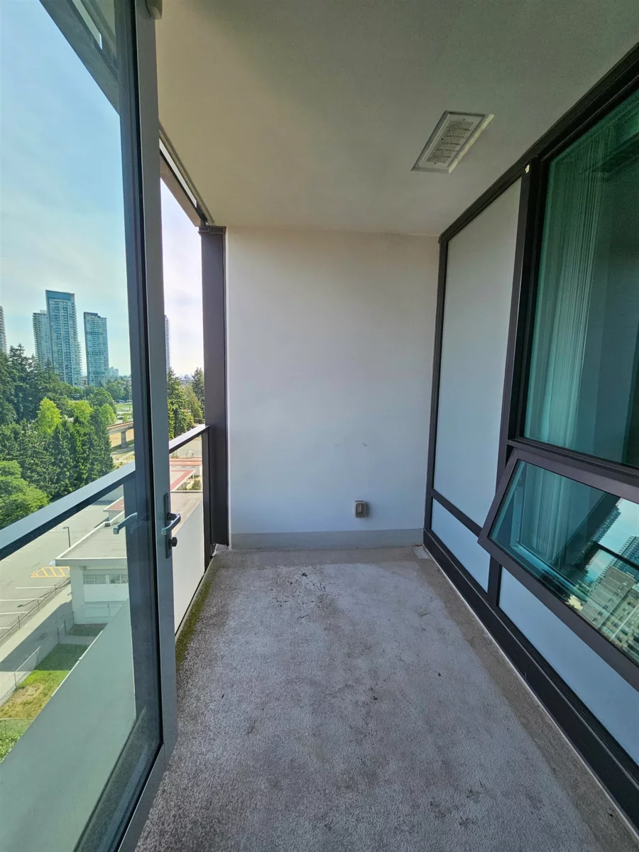 Breakfast Nook Photo of 1208 6658 Dow Avenue, Burnaby, BC