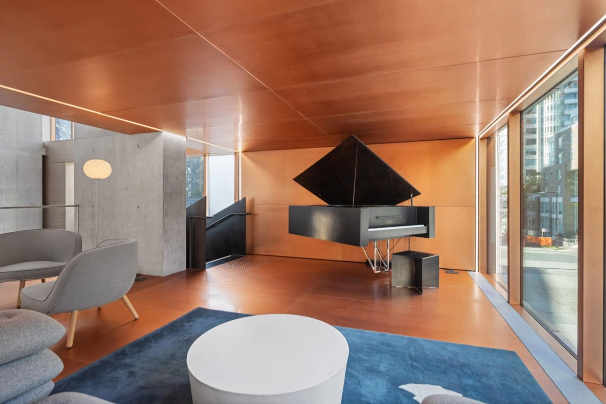 Front Yard Photo of 4903 1480 Howe Street, Vancouver, BC