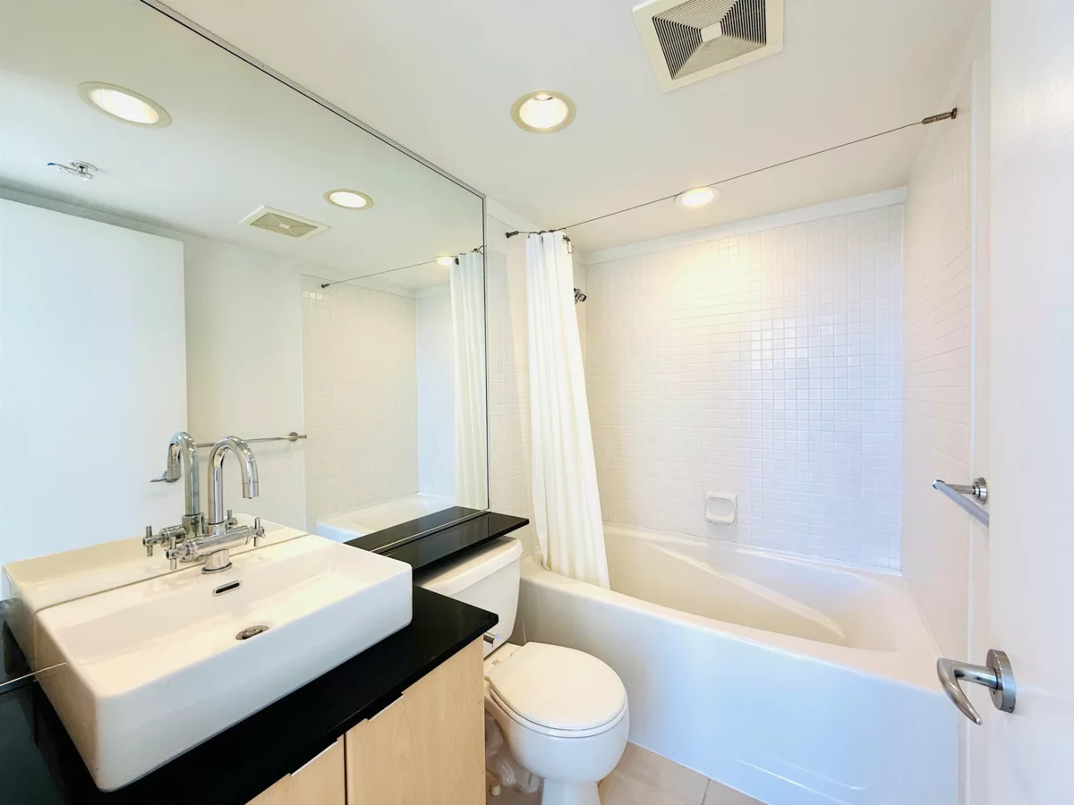 Bedroom 3 Photo of 904 989 Beatty Street, Vancouver, BC