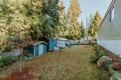 Loft / Bonus Room Photo of 20 1416 North Road, Gibsons, BC