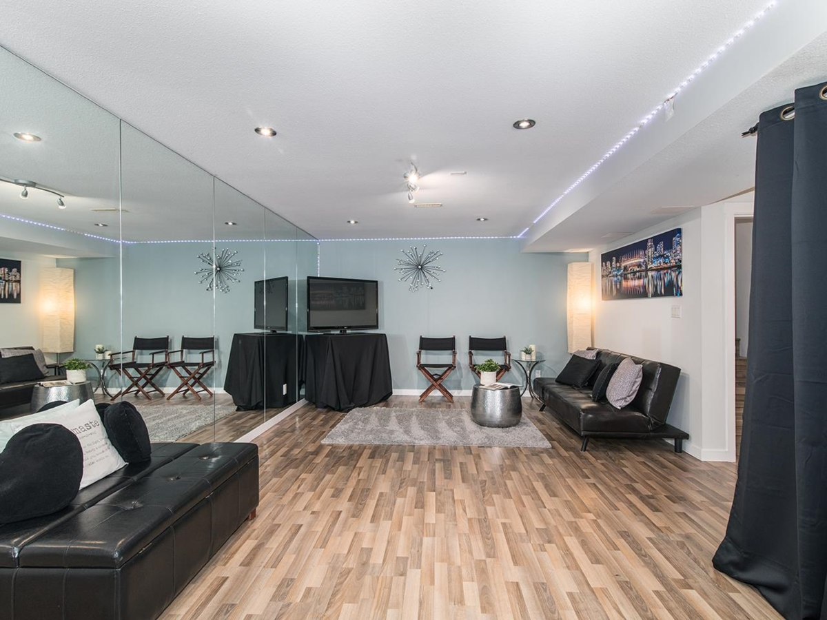 Garage Interior Photo of 14579 33b Avenue, Surrey, BC