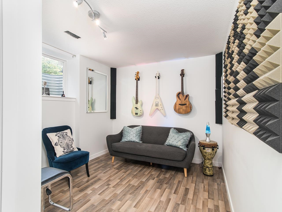 Outdoor Patio Photo of 14579 33b Avenue, Surrey, BC