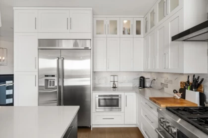Pantry Photo of 14712 Mcdonald Avenue, White Rock, BC