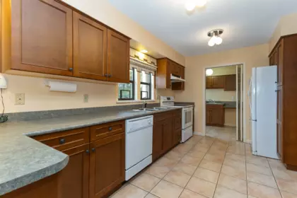 2241 Bevan Crescent, Abbotsford, BC, Abbotsford — Single Family Residence for sale