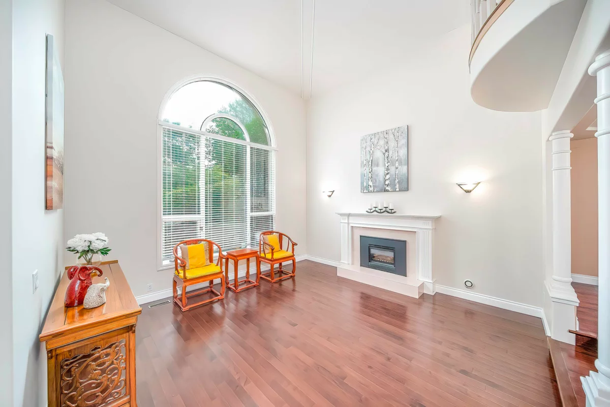 Breakfast Nook Photo of 2099 132a Street, Surrey, BC