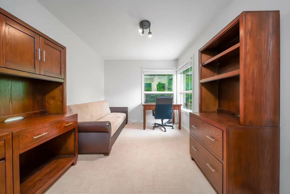 Front Yard Photo of 2099 132a Street, Surrey, BC