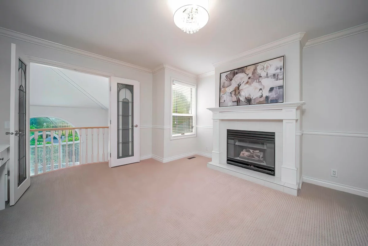 Staircase Photo of 2099 132a Street, Surrey, BC