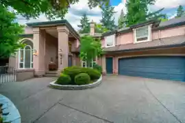 2099 132a Street, Surrey, BC