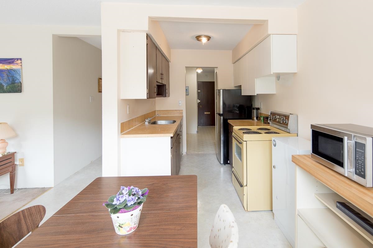 Bedroom 2 Photo of 106 5127 Irving Street, Burnaby, BC