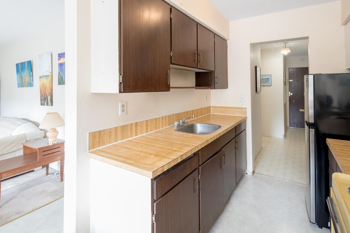 Bedroom 4 Photo of 106 5127 Irving Street, Burnaby, BC