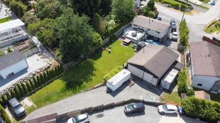 Outdoor Kitchen Photo of 11590 140a Street, Surrey, BC