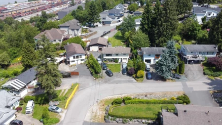 Swimming Pool Photo of 11590 140a Street, Surrey, BC