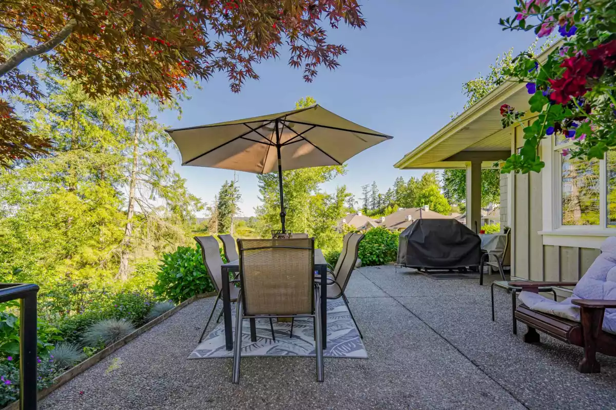 Outdoor Kitchen Photo of 27 18088 8 Avenue, Surrey, BC