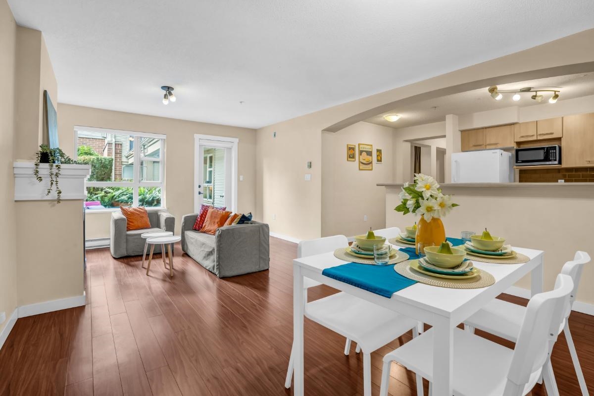 Dining Area Photo of 2102 5113 Garden City Road, Richmond, BC