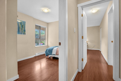 Mudroom Photo of 2102 5113 Garden City Road, Richmond, BC