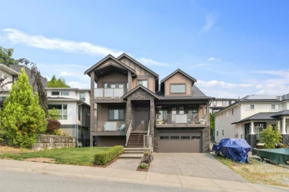 33833 Knight Avenue, Mission, BC, Mission — Single Family Residence for sale