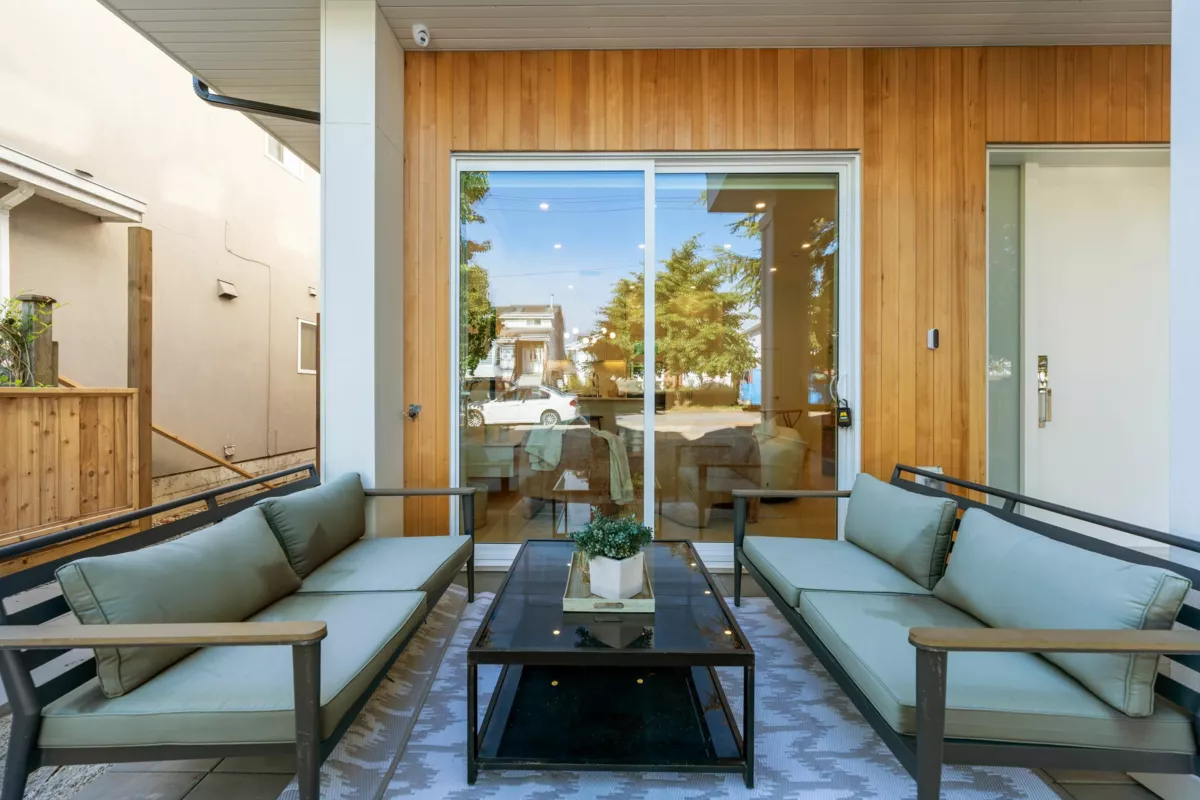 Loft / Bonus Room Photo of 1 6933 Prince Edward Street, Vancouver, BC