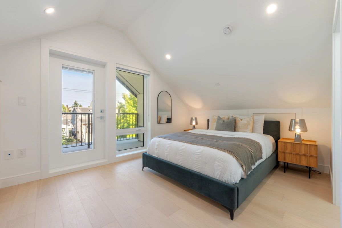 Outdoor Deck Photo of 1 6933 Prince Edward Street, Vancouver, BC